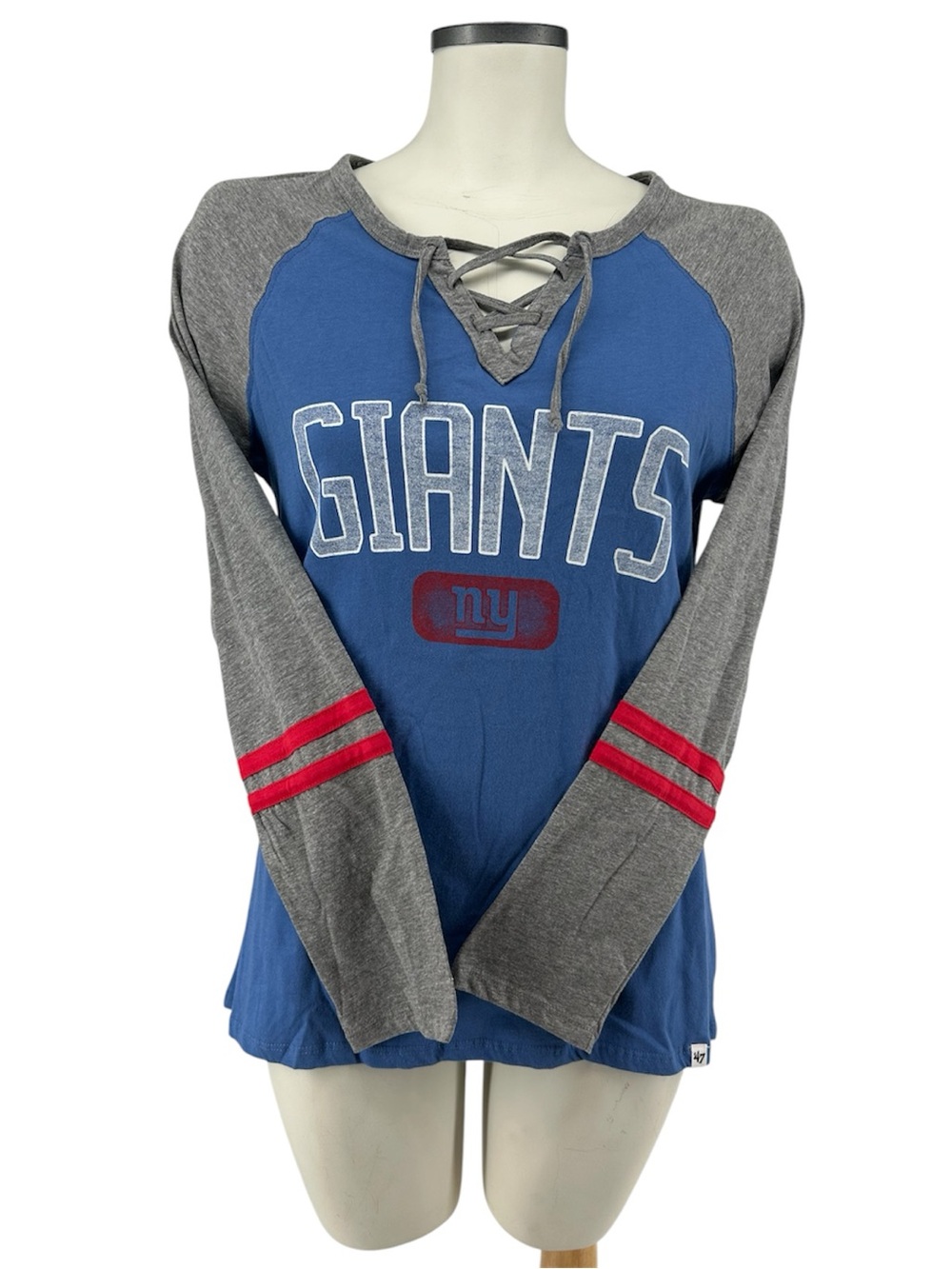 ‘47 Brand New York Giants Long Sleeve Lace Up Neck Raglan Tee Womens Size Medium